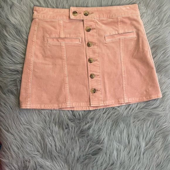 American Eagle Outfitters Dresses & Skirts - NWT American Eagle skirt